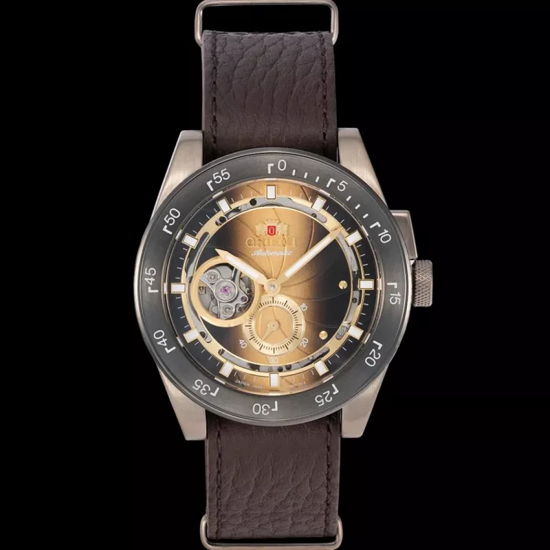 Orient Retro Future Camera RA-AR0204G00B