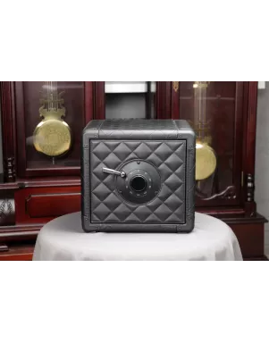 Сейф Salvadore для підзаводу 4 годинників Safe Small BK