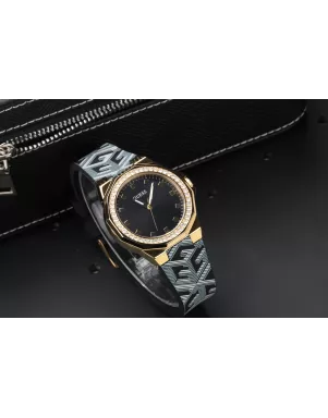 Guess GW0598L2