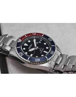 SEIKO PROSPEX SOLAR SNE595P1