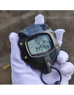 Секундомір CASIO HS-80TW-1EF