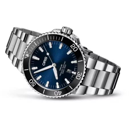 ORIS AQUIS DATE 733.7730.4135 MB 8.24.05PEB