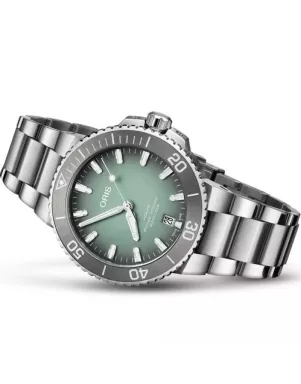 ORIS AQUIS DATE 733 7732 4137 MB 8 21 05PEB