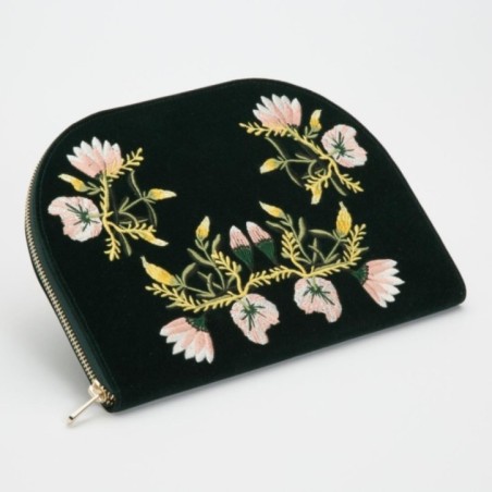 393412 Zoe Portfolio WOLF Forest Green