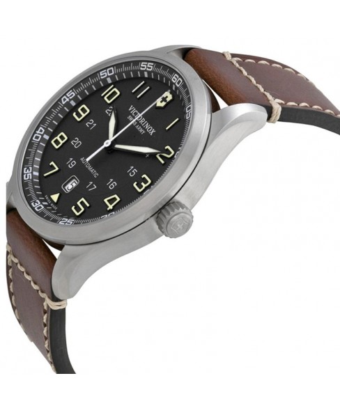 Часы Victorinox Swiss Army VX-V241507