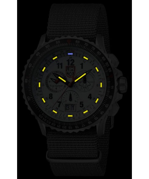 Часы Luminox XA.9249