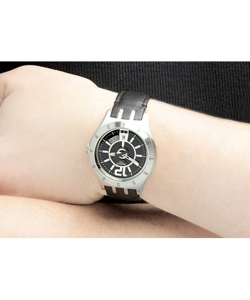 Часы Swatch YTS400